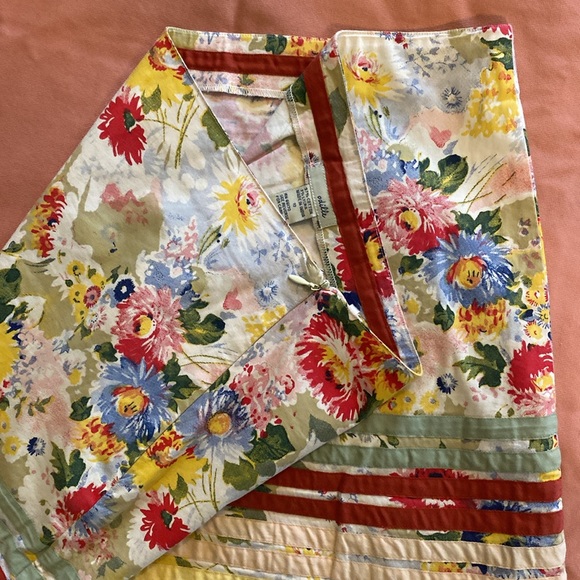Darling Floral Cotton Skirt - Picture 3 of 3
